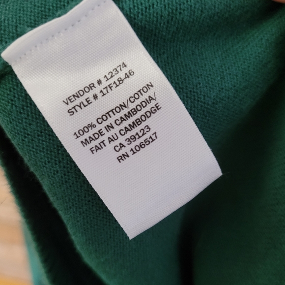 Northern Reflextions mock neck - Picture 3 of 4